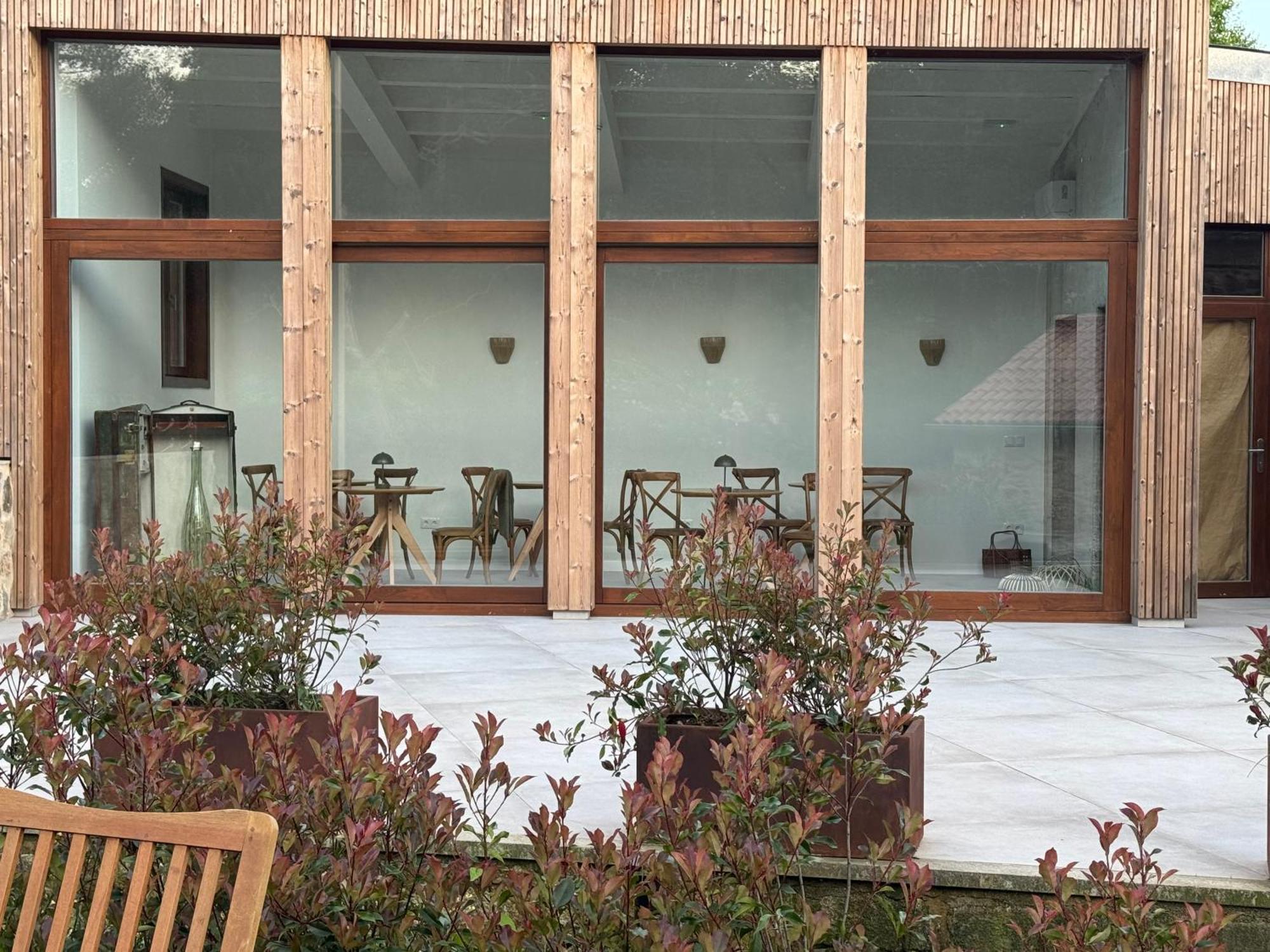 Luar Do Sarela & Suites Conjo ภายนอก รูปภาพ