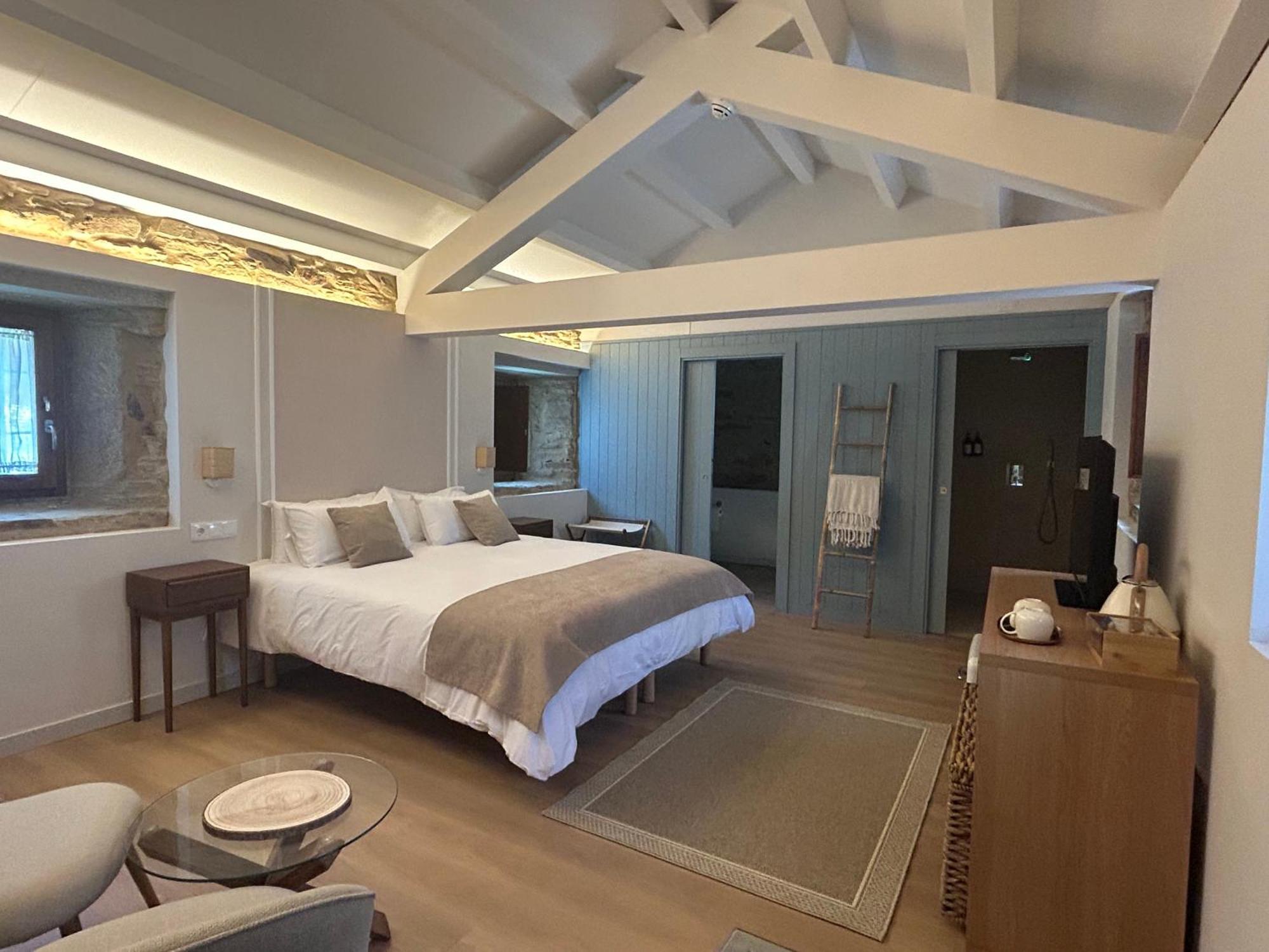 Luar Do Sarela & Suites Conjo ภายนอก รูปภาพ