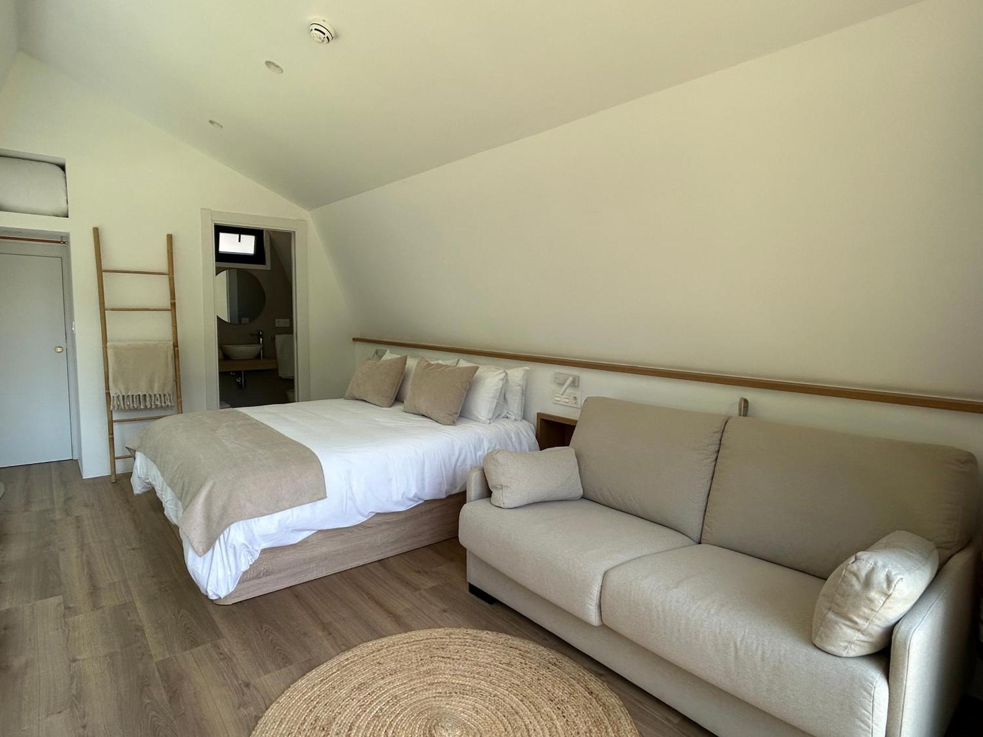Luar Do Sarela & Suites Conjo ภายนอก รูปภาพ